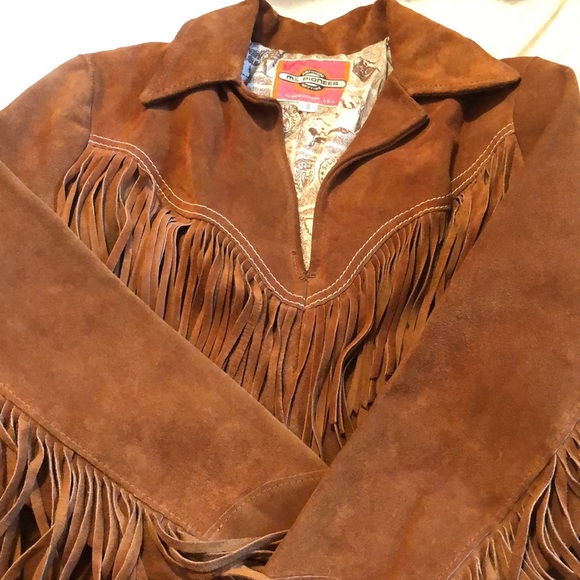 Vintage Leather pull over jacket with tassels - Picture 2 of 9